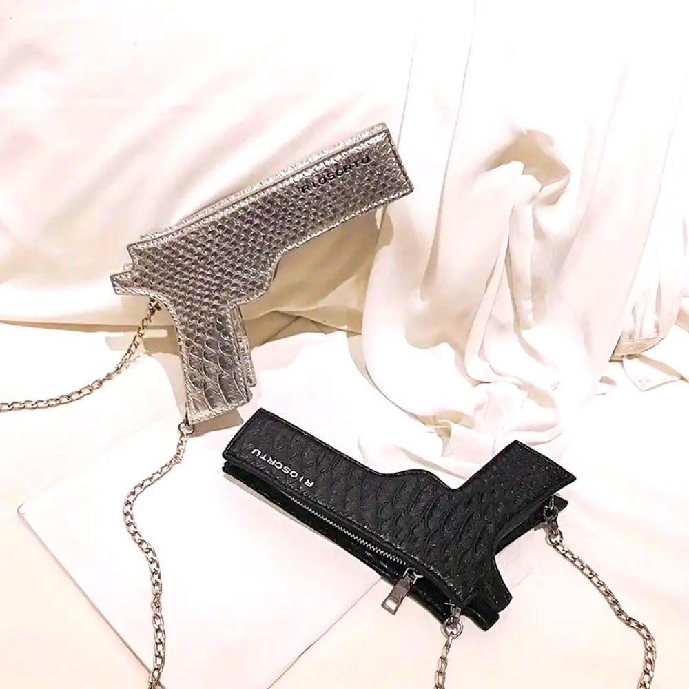 Shoot ‘em up purse - new never used